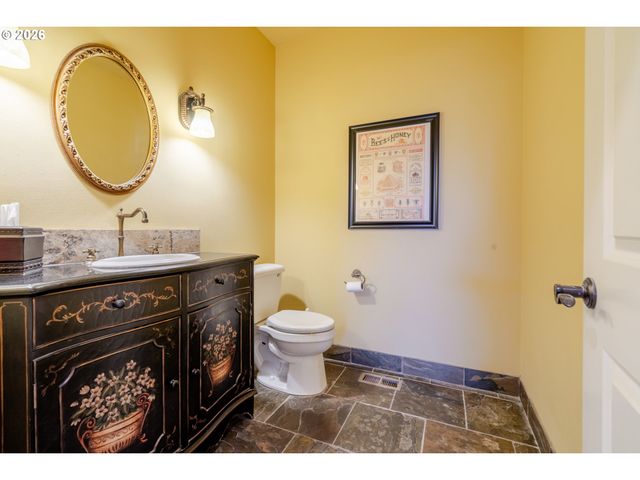 6243 Se RAMBEAU Ln, Salem, OR 97301