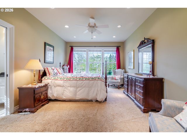 6243 Se RAMBEAU Ln, Salem, OR 97301