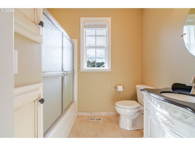 6243 Se RAMBEAU Ln, Salem, OR 97301