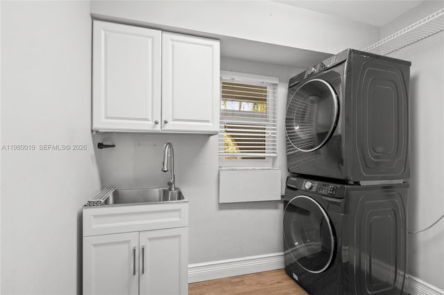 16141 SW 83rd Ave, Palmetto Bay, FL 33157