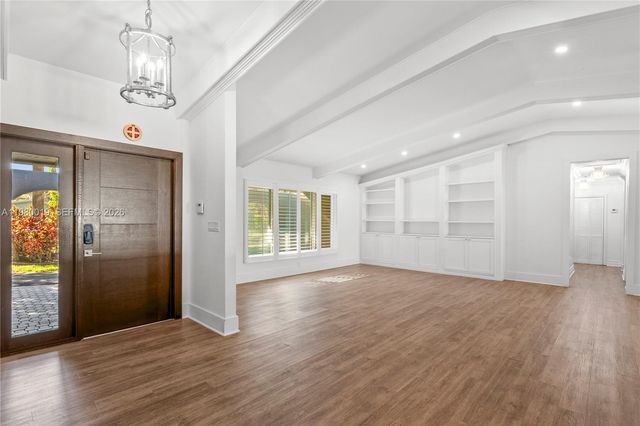 16141 SW 83rd Ave, Palmetto Bay, FL 33157