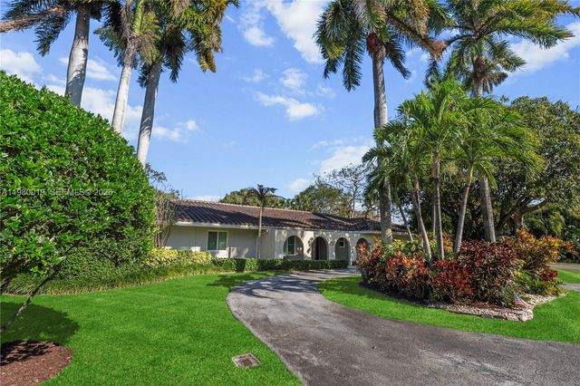 16141 SW 83rd Ave, Palmetto Bay, FL 33157