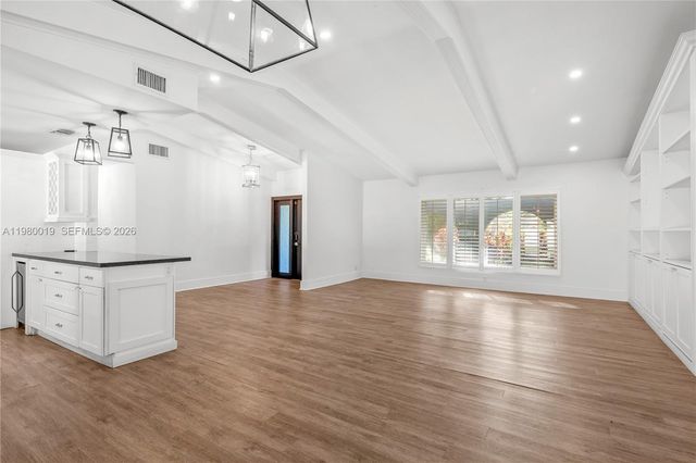 16141 SW 83rd Ave, Palmetto Bay, FL 33157