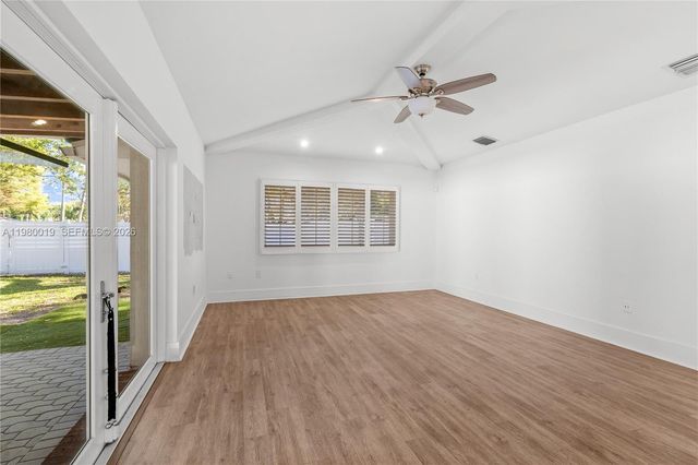 16141 SW 83rd Ave, Palmetto Bay, FL 33157