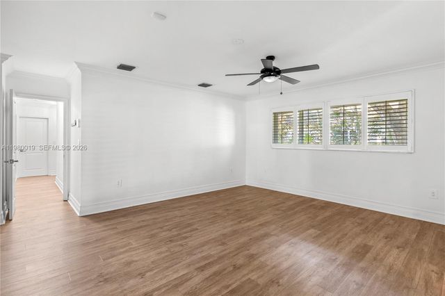 16141 SW 83rd Ave, Palmetto Bay, FL 33157