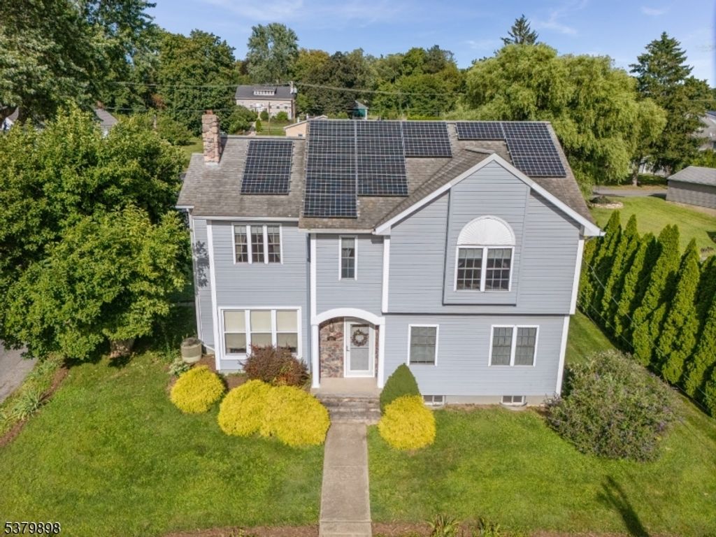 451 Russell Ave, Pohatcong Twp., NJ 08865