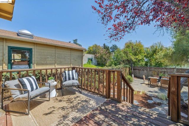 3714 High St, Oakland, CA 94619