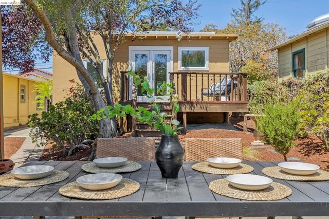 3714 High St, Oakland, CA 94619