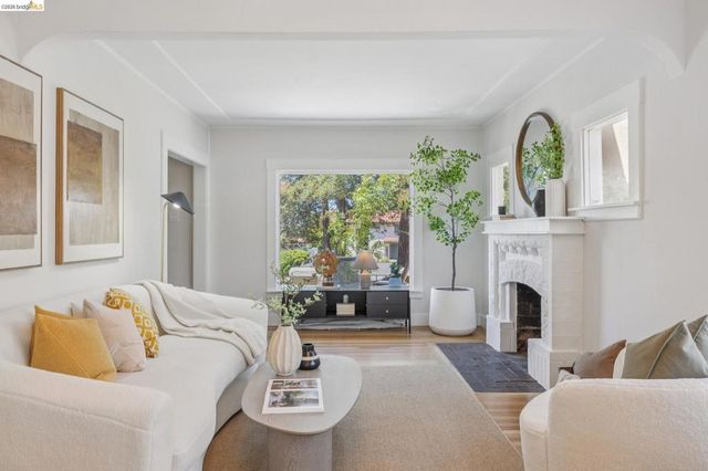 3714 High St, Oakland, CA 94619