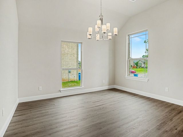 733 Candace Drive, Desoto, TX 75115