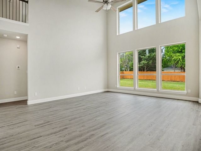 733 Candace Drive, Desoto, TX 75115