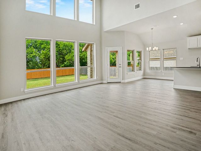 733 Candace Drive, Desoto, TX 75115