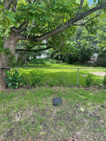 6218 Granton Street, Houston, TX 77026