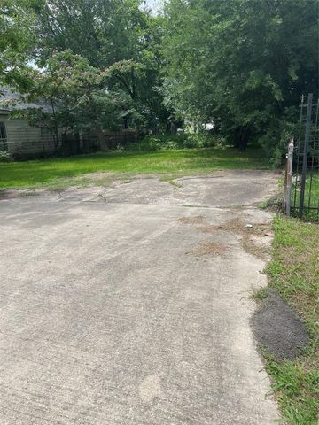 6218 Granton Street, Houston, TX 77026