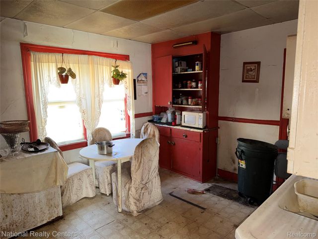 5556 Cooper Street, Detroit, MI 48213