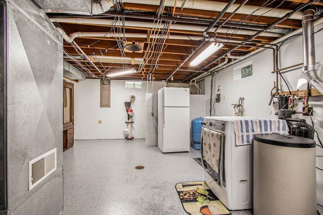 7191 Red Apple Drive, Michigan City, IN 46360