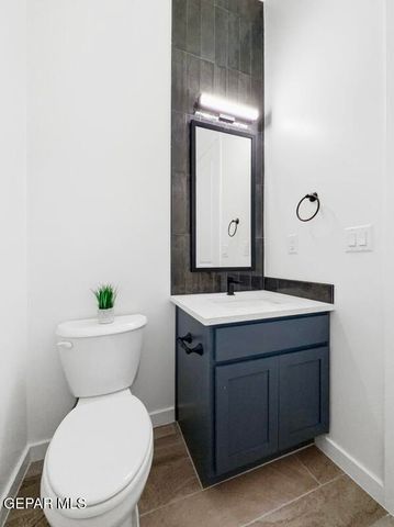 656 Paseo Campanero Street, Horizon City, TX 79928