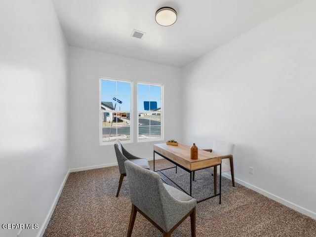 656 Paseo Campanero Street, Horizon City, TX 79928