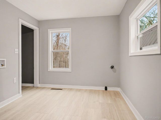 259 N Genesee Street, Montrose, MI 48457