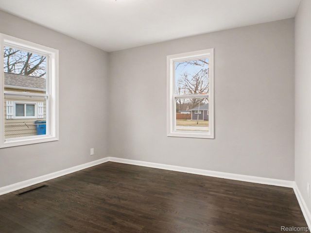 259 N Genesee Street, Montrose, MI 48457