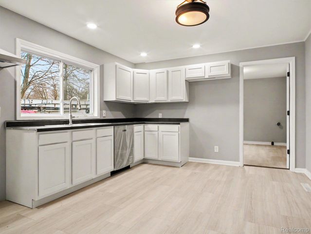 259 N Genesee Street, Montrose, MI 48457