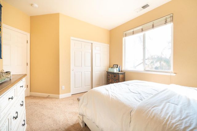 9655 N Willey Court, Fresno, CA 93720