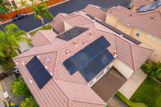 9655 N Willey Court, Fresno, CA 93720