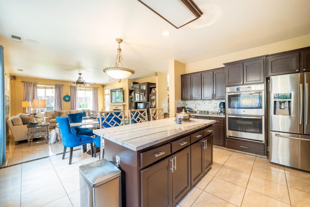 Image 23 of property listing at 9655 N Willey Court, Fresno, CA 93720
