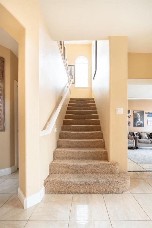 Image 27 of property listing at 9655 N Willey Court, Fresno, CA 93720