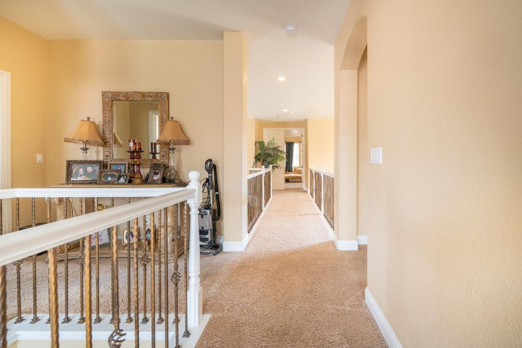 Image 28 of property listing at 9655 N Willey Court, Fresno, CA 93720