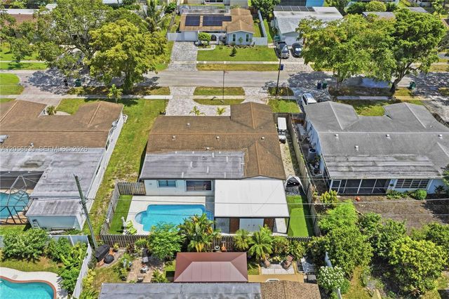 9120 SW 55th Street, Cooper City, FL 33328