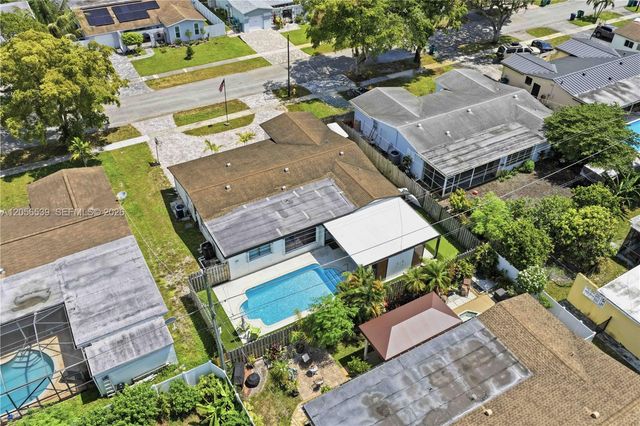 9120 SW 55th Street, Cooper City, FL 33328