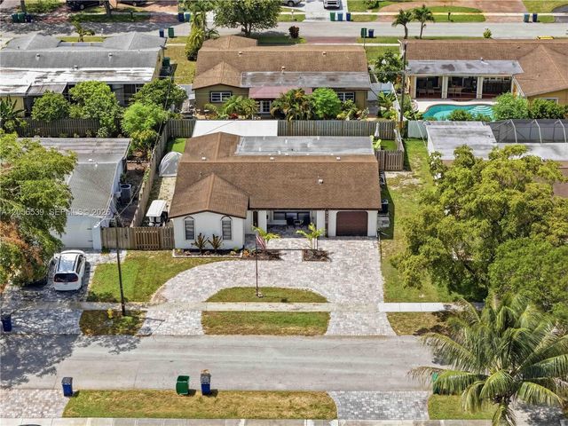 9120 SW 55th Street, Cooper City, FL 33328