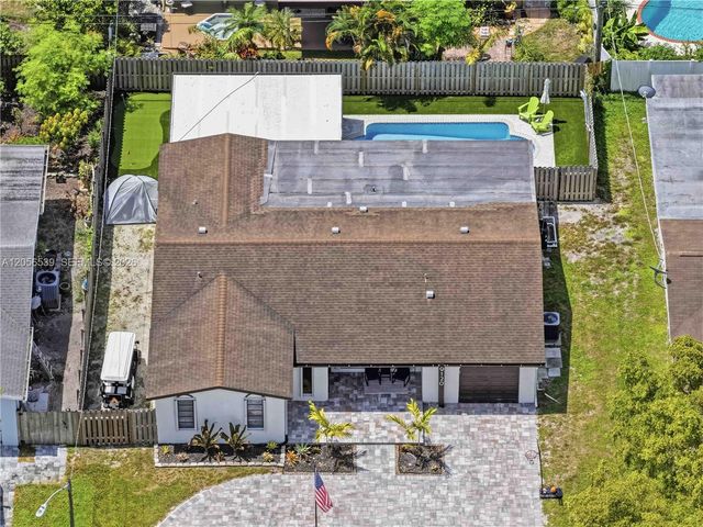 9120 SW 55th Street, Cooper City, FL 33328