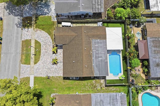 9120 SW 55th Street, Cooper City, FL 33328