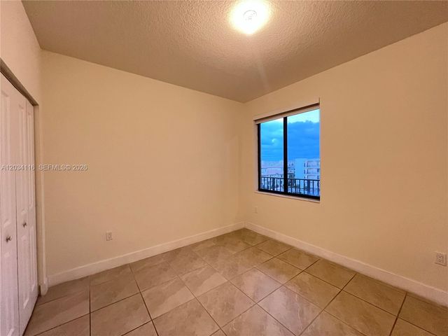 8265 NW 41st Street C405, Doral, FL 33166