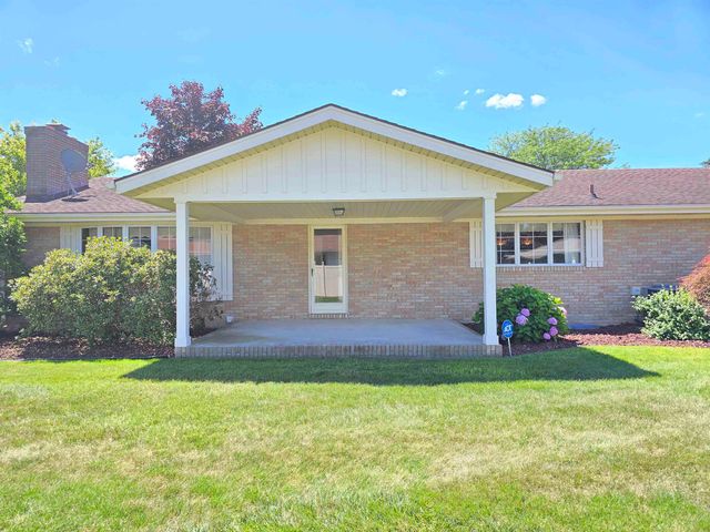 3425 Win Kae Place, Bay City, MI 48706