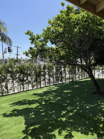 519 Camelot Dr, Oceanside, CA 92054