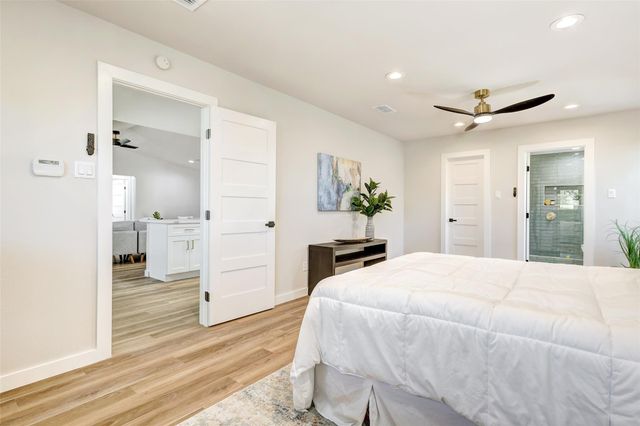 402 Mulberry DR, Austin, TX 78745