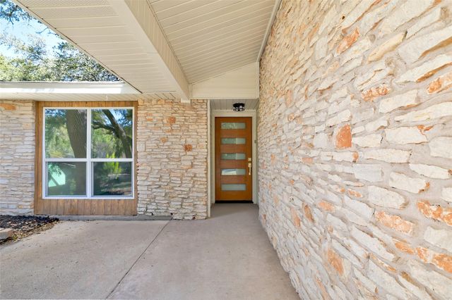 402 Mulberry DR, Austin, TX 78745