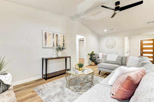 402 Mulberry DR, Austin, TX 78745