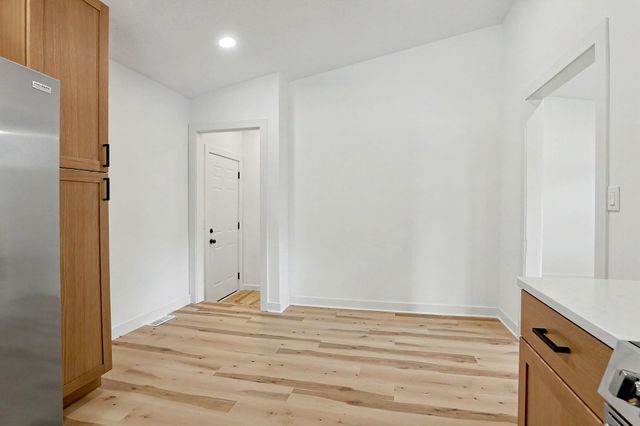 2230 W Manhattan, Wichita, KS 67204
