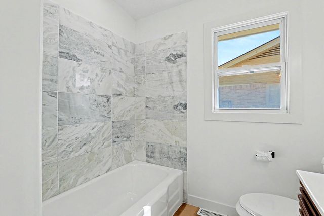 2230 W Manhattan, Wichita, KS 67204