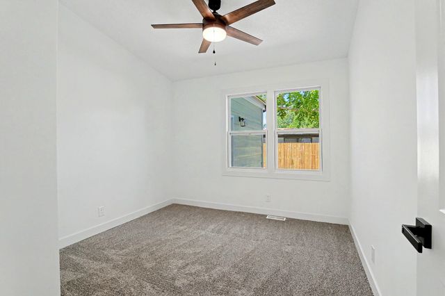 2230 W Manhattan, Wichita, KS 67204