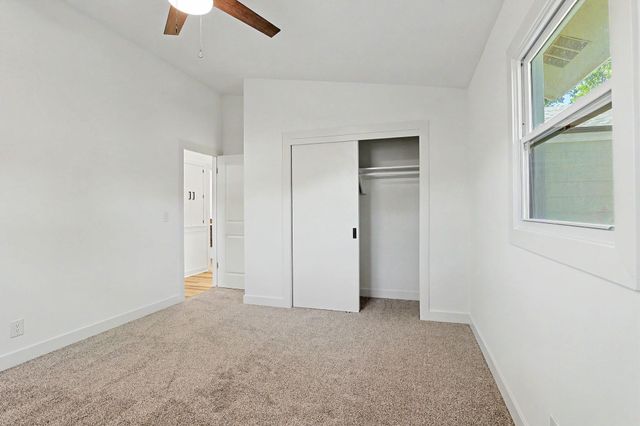 2230 W Manhattan, Wichita, KS 67204