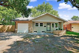 2230 W Manhattan, Wichita, KS 67204
