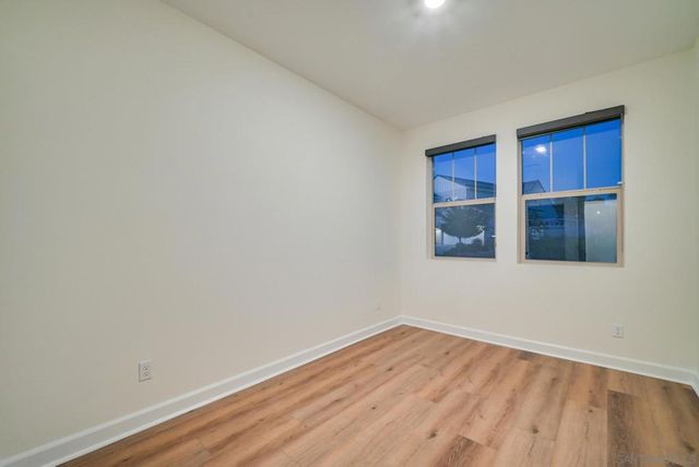 17296 Abbey Rd, Poway, CA 92064