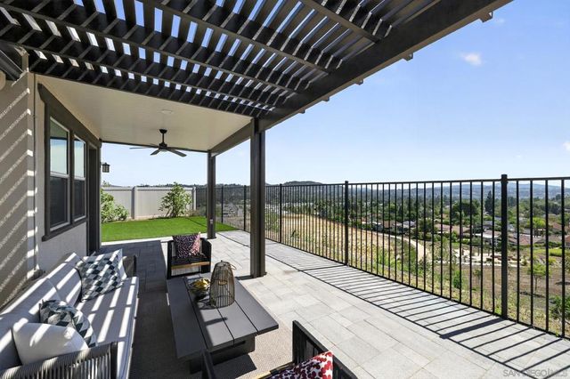 17296 Abbey Rd, Poway, CA 92064