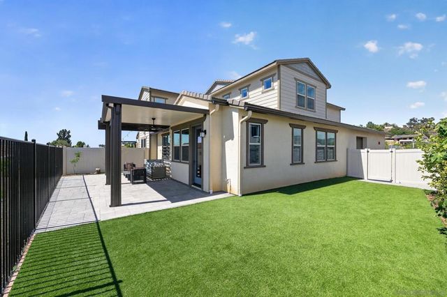 17296 Abbey Rd, Poway, CA 92064