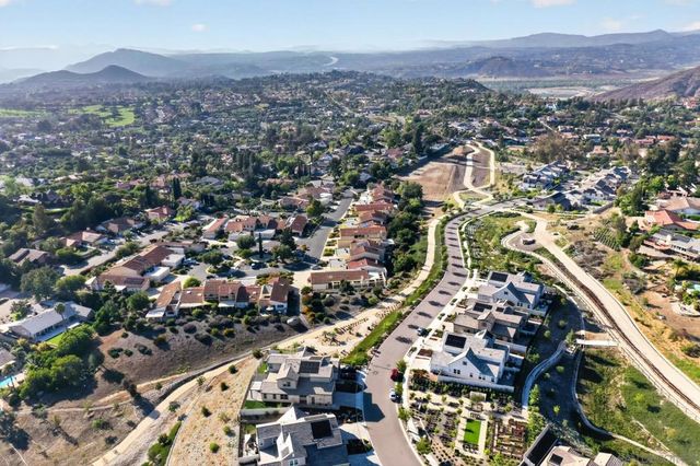 17296 Abbey Rd, Poway, CA 92064